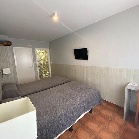 Dpcristal Hotel Sarria Ngoại thất bức ảnh
