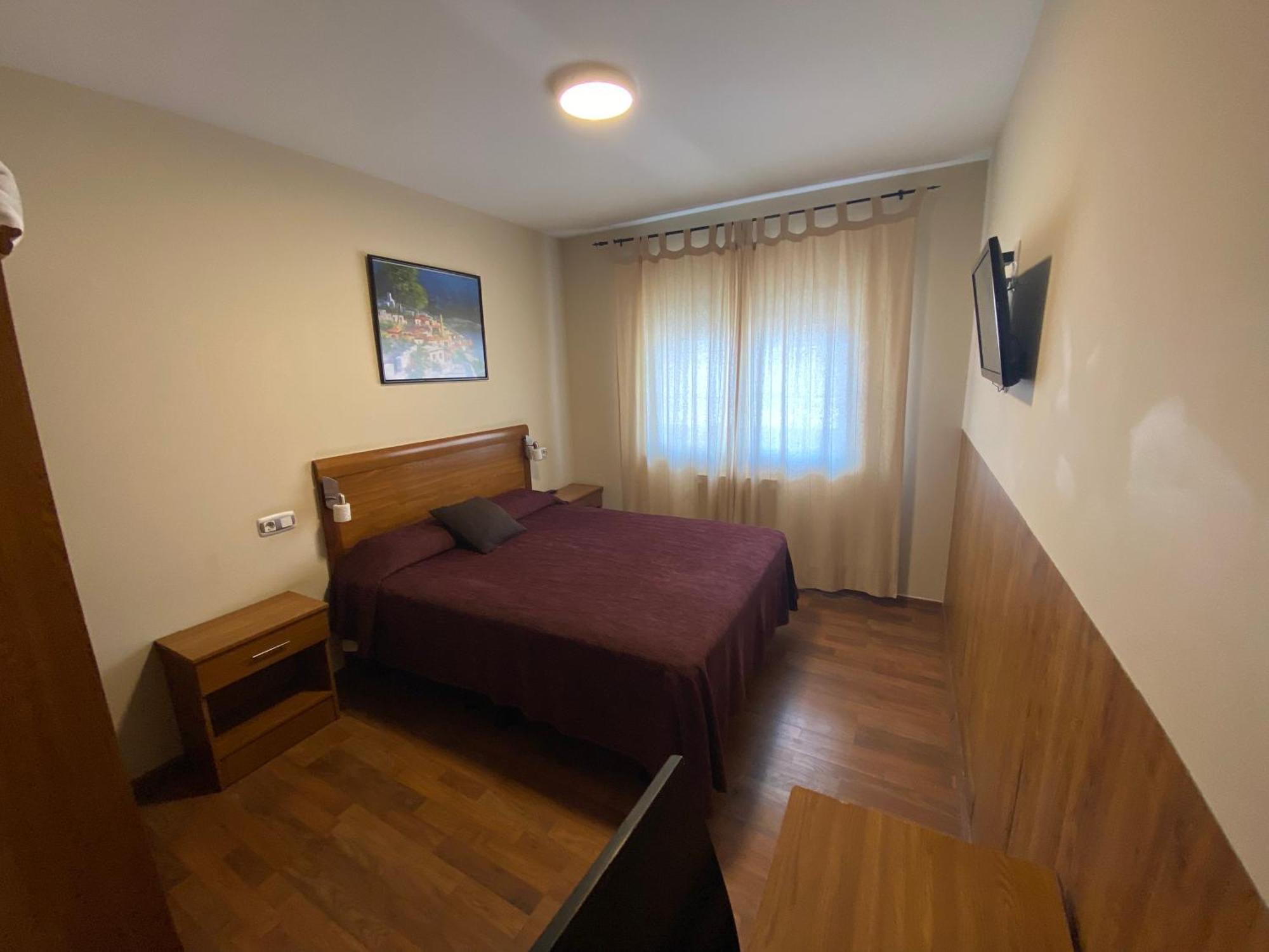 Dpcristal Hotel Sarria Ngoại thất bức ảnh