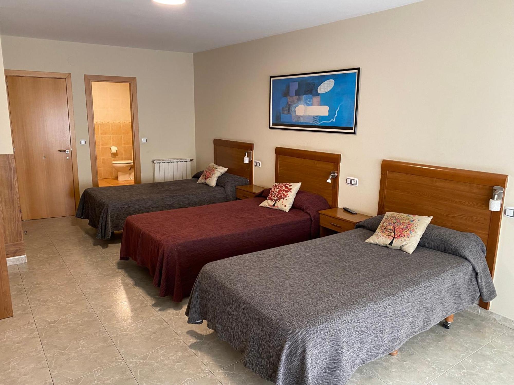 Dpcristal Hotel Sarria Ngoại thất bức ảnh