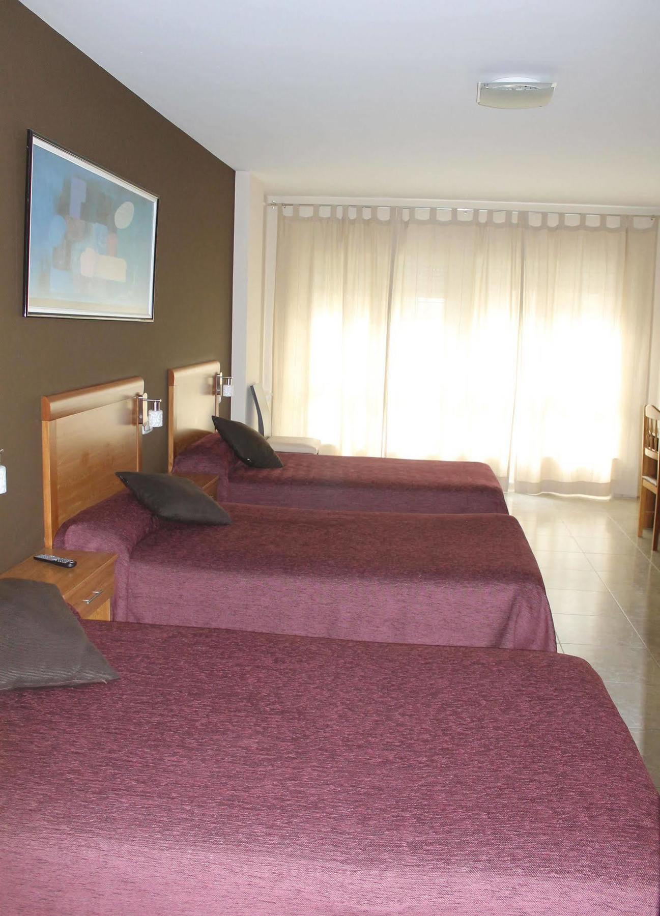 Dpcristal Hotel Sarria Ngoại thất bức ảnh