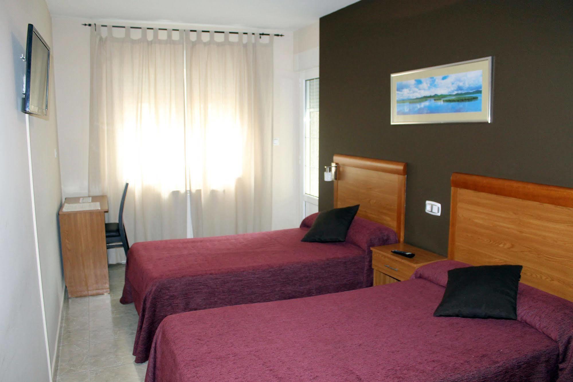 Dpcristal Hotel Sarria Ngoại thất bức ảnh